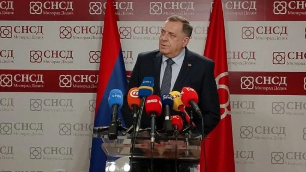 Dodikove prijetnje nakon povratka iz Izraela: Pozivam sve Srbe da se okupimo i izađemo iz Dejtona - featured image Dodikove prijetnje nakon povratka iz Izraela: Pozivam sve Srbe da se okupimo i izađemo iz Dejtona - featured image