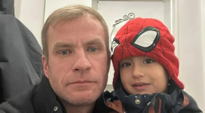 Švedska deportirala 4-godišnjeg Raifa: Plakao kad su mu rekli da će biti poslan u BiH Švedska deportirala 4-godišnjeg Raifa: Plakao kad su mu rekli da će biti poslan u BiH - featured image