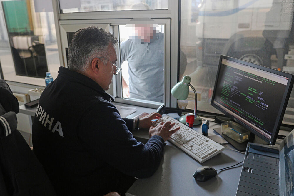 VRATIĆE VAS SA GRANICE AKO NE PONESETE 1 DOKUMENT: Ne krećite na put dok ne proverite OVAJ DETALJ, VAŽNO JE - featured image