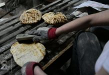 Popularna delicija na našim prostorima: Kako napraviti somun od samo dva sastojka? Popularna delicija na našim prostorima: Kako napraviti somun od samo dva sastojka? - featured image