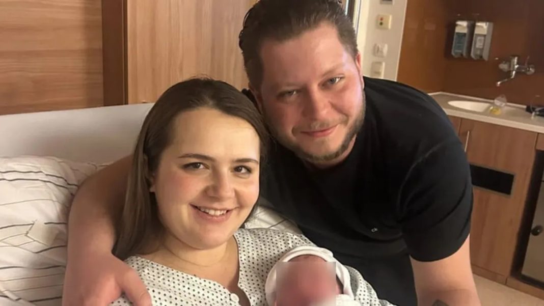 Porijeklom iz BiH: Dženeta je prva beba rođena u 2026. u Salzburgu - featured image