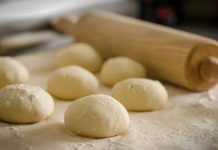 Kako da tijesto naraste za 15 minuta? Trik sa pećnicom koji ćete stalno koristiti Kako da tijesto naraste za 15 minuta? Trik sa pećnicom koji ćete stalno koristiti - featured image