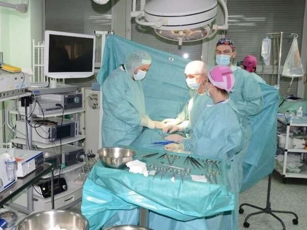 Otac donirao organ sinu: Prva transplantacija u UKC Tuzla u 2026. - featured image