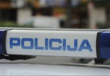 Muškarac iz BiH pretukao suprugu pred djecom pa pokušao počiniti samoubistvo: Policajci ga spasili Muškarac iz BiH pretukao suprugu pred djecom pa pokušao počiniti samoubistvo: Policajci ga spasili - featured image