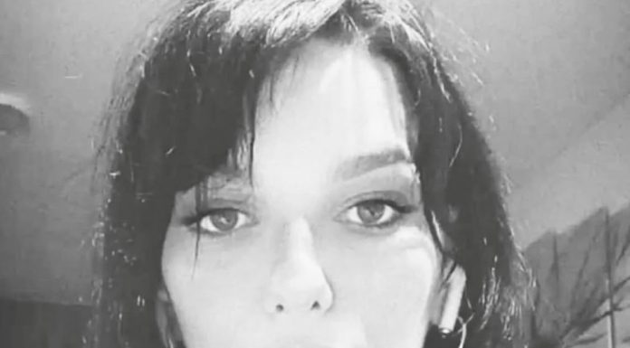 OVO JE MAJKA TROJE DJECE KOJA JE IZGUBILA ŽIVOT Nakon utakmice na lijepu Sanju naletio voz OVO JE MAJKA TROJE DJECE KOJA JE IZGUBILA ŽIVOT Nakon utakmice na lijepu Sanju naletio voz - featured image