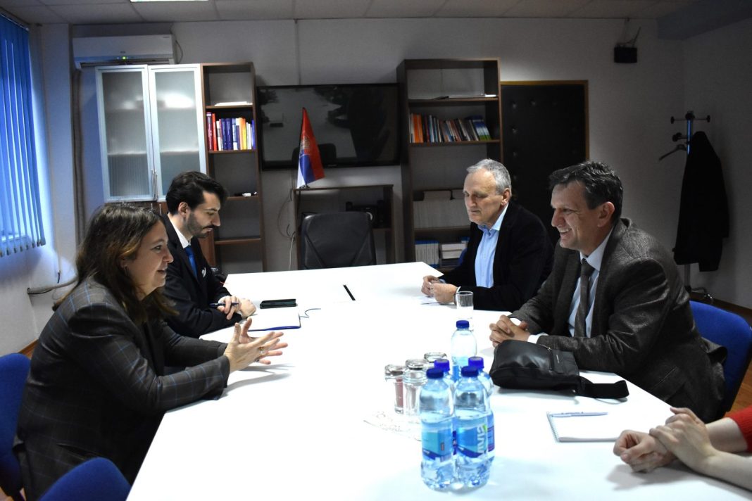 “NOŽ U LEĐA” VLASTIMA RS-a! Blanuša Amerikancima otkrio mračnu stranu RS-a koju vlast krije od javnosti! - featured image “NOŽ U LEĐA” VLASTIMA RS-a! Blanuša Amerikancima otkrio mračnu stranu RS-a koju vlast krije od javnosti! - featured image