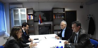 “NOŽ U LEĐA” VLASTIMA RS-a! Blanuša Amerikancima otkrio mračnu stranu RS-a koju vlast krije od javnosti! “NOŽ U LEĐA” VLASTIMA RS-a! Blanuša Amerikancima otkrio mračnu stranu RS-a koju vlast krije od javnosti! - featured image