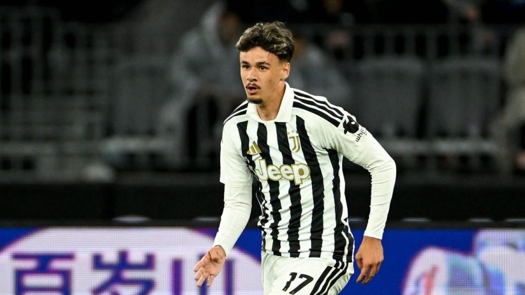 ITALIJANI ODUŠEVLJENI ALAJBEGOVIĆEM: Bosanac odmah dobio jednu od NAJBOLJIH ocjena u Juventusu! - featured image ITALIJANI ODUŠEVLJENI ALAJBEGOVIĆEM: Bosanac odmah dobio jednu od NAJBOLJIH ocjena u Juventusu! - featured image