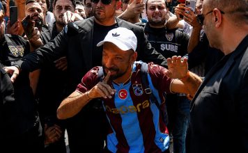Salah izabrao poseban broj u Trabzonsporu: Iza svega se krije snažna simbolika Salah izabrao poseban broj u Trabzonsporu: Iza svega se krije snažna simbolika - featured image