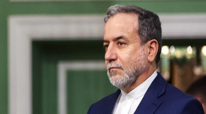 “VRIJEME JE DA SE MUSLIMANI UJEDINE”: Iranski šef diplomatije Abbas Araghchi poslao snažnu poruku svijetu “VRIJEME JE DA SE MUSLIMANI UJEDINE”: Iranski šef diplomatije Abbas Araghchi poslao snažnu poruku svijetu - featured image