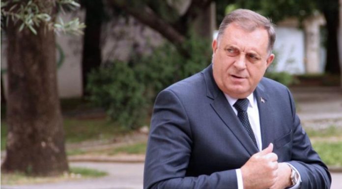 Dodik uputio uvrede na račun ministra Heleza Dodik uputio uvrede na račun ministra Heleza - featured image