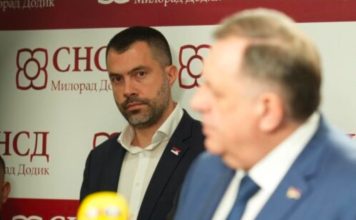 KOLIKO VRIJEDI PREZIME DODIK? Miloradov sin otvoreno priznao: „Otvorilo mi je mnoga vrata“ KOLIKO VRIJEDI PREZIME DODIK? Miloradov sin otvoreno priznao: „Otvorilo mi je mnoga vrata“ - featured image