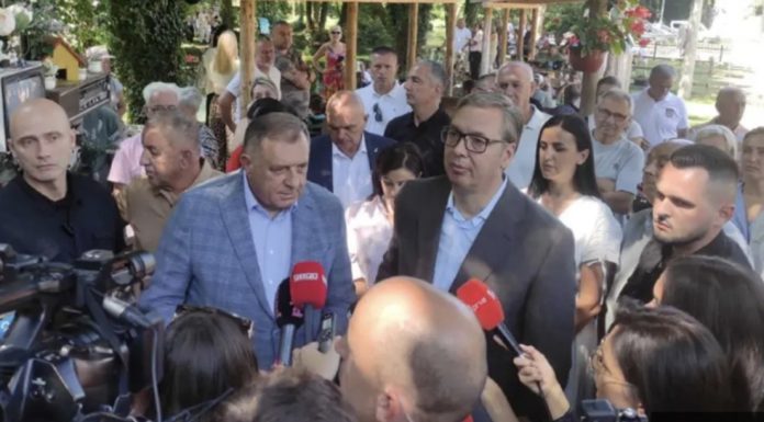 Dodik i Vučić ponovo o Bošnjacima i Aliji Izetbegoviću: Oni su mlada nacija, nema bh. kulturnog nasljeđa Dodik i Vučić ponovo o Bošnjacima i Aliji Izetbegoviću: Oni su mlada nacija, nema bh. kulturnog nasljeđa - featured image