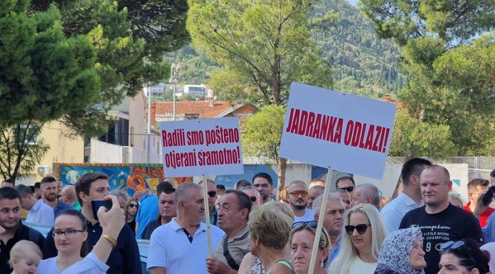 Preokret u slučaju otpuštenih radnika Komunalnog: Bošnjaci bi uskoro mogli biti vraćeni na posao Preokret u slučaju otpuštenih radnika Komunalnog: Bošnjaci bi uskoro mogli biti vraćeni na posao - featured image