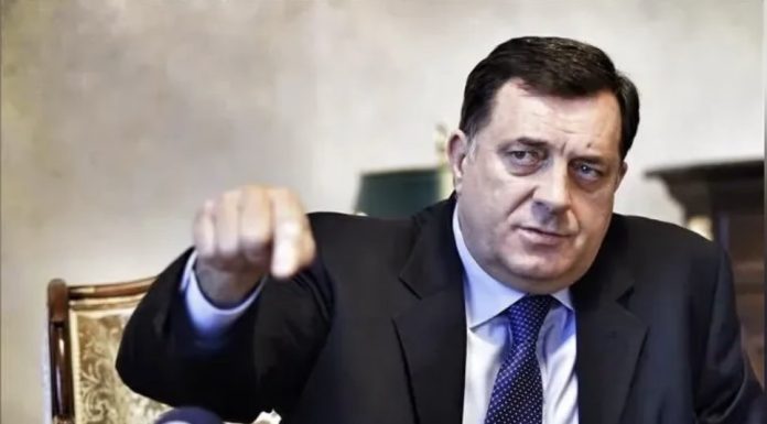 Muk u Laktašima i Banjoj Luci: Evo šta piše u zahtjevu za vraćanje sankcija zvaničnicima u RS-u Muk u Laktašima i Banjoj Luci: Evo šta piše u zahtjevu za vraćanje sankcija zvaničnicima u RS-u - featured image