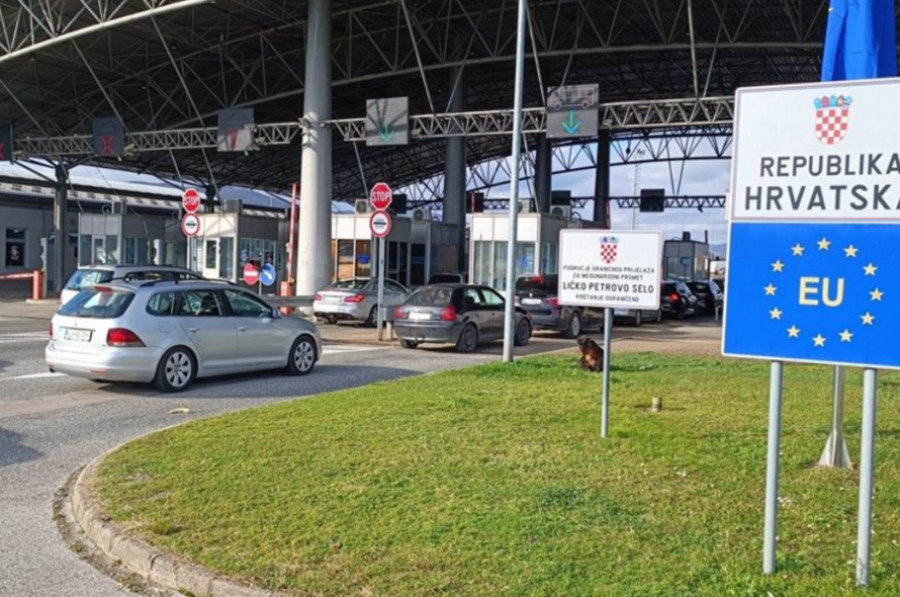 ŠOK NA GRANICI: Ponesete li ovo voće u Hrvatsku, prijeti vam kazna od nevjerovatnih 13.000 eura - featured image