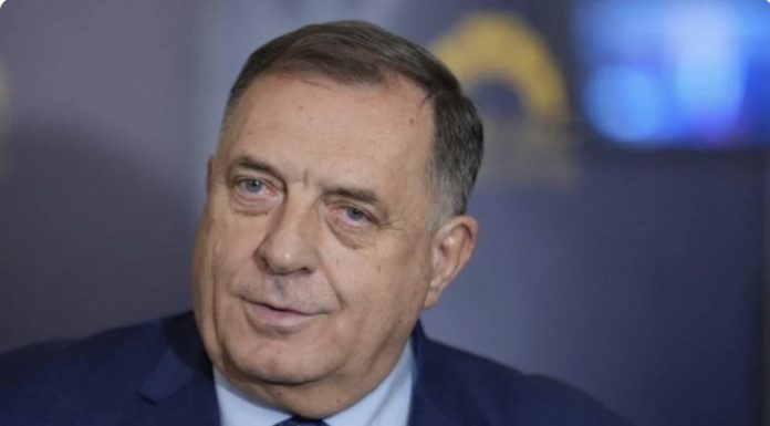 Dodik šokirao novom porukom: Objavio plan za BiH i poručio „Nemamo puno vremena“ Dodik šokirao novom porukom: Objavio plan za BiH i poručio „Nemamo puno vremena“ - featured image