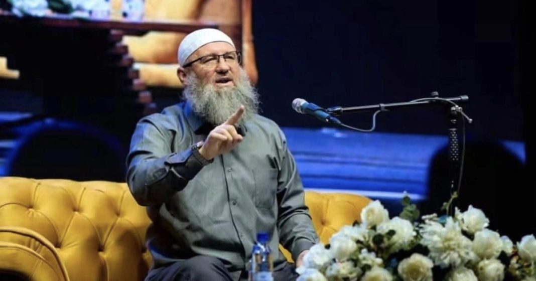 Bošnjaci sa Kosova pisali efendiji Peziću: „Halalite nam zbog svega što ste morali proći“ - featured image