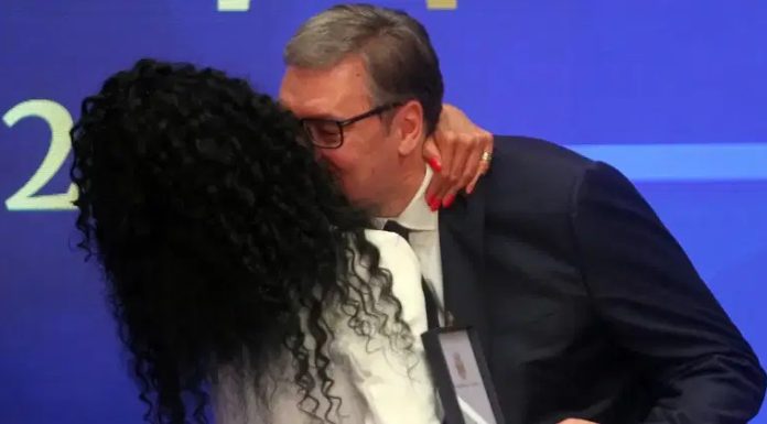 Lidija Vukićević: Mogu da izađem nasred Sarajeva i da žalim Mladića, ništa mi ne mogu Lidija Vukićević: Mogu da izađem nasred Sarajeva i da žalim Mladića, ništa mi ne mogu - featured image
