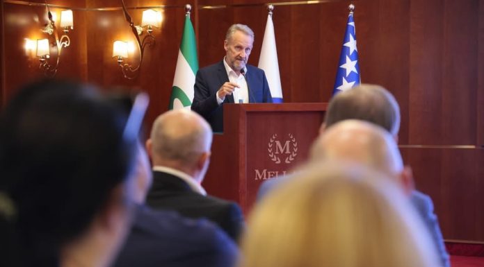 Izetbegović iznio plan za oporavak BiH: 50.000 novih radnih mjesta i milijardu KM investicija mjesečno! Izetbegović iznio plan za oporavak BiH: 50.000 novih radnih mjesta i milijardu KM investicija mjesečno! - featured image