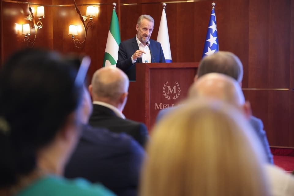 Izetbegović iznio plan za oporavak BiH: 50.000 novih radnih mjesta i milijardu KM investicija mjesečno! - featured image