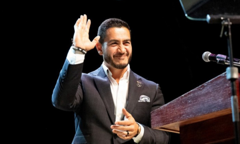 PRVI MUSLIMAN U HISTORIJI AMERIKE NA KORAK DO SENATA: Abdul El-Sayed srušio favoritkinju establišmenta, Trump se odmah oglasio - featured image PRVI MUSLIMAN U HISTORIJI AMERIKE NA KORAK DO SENATA: Abdul El-Sayed srušio favoritkinju establišmenta, Trump se odmah oglasio - featured image