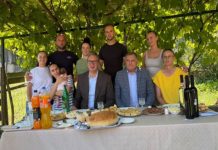 SVJESNA PROVOKACIJA PREDSJEDNIKA SRBIJE: Vučić promašio naziv entiteta, a ime države prešutio (VIDEO) SVJESNA PROVOKACIJA PREDSJEDNIKA SRBIJE: Vučić promašio naziv entiteta, a ime države prešutio (VIDEO) - featured image