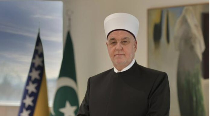 Reis Kavazović upozorio na podjele među Bošnjacima: Neka prestanu, bolje im je! Reis Kavazović upozorio na podjele među Bošnjacima: Neka prestanu, bolje im je! - featured image