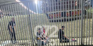 Ovaj prizor s Bilinog polja obišao je tribine: Navijači klanjali tokom poluvremena Ovaj prizor s Bilinog polja obišao je tribine: Navijači klanjali tokom poluvremena - featured image