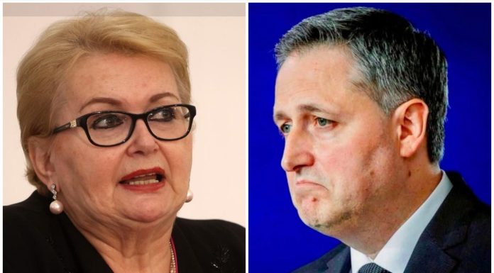 Turković žestoko udarila na Bećirovića: „Koljač se sahranjuje uz državne počasti, a on šuti“ Turković žestoko udarila na Bećirovića: „Koljač se sahranjuje uz državne počasti, a on šuti“ - featured image