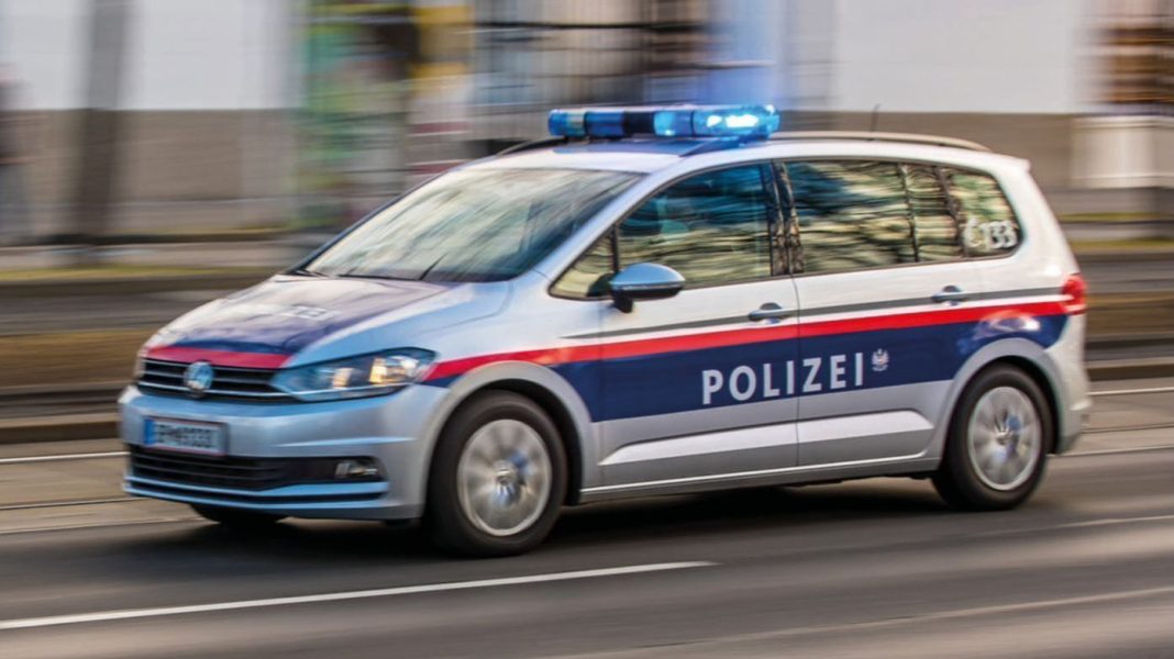 Krvoproliće u Gracu: Turčin nožem izbo muškarca iz BiH, pa se dao u bijeg, pokrenuta velika potjera - featured image Krvoproliće u Gracu: Turčin nožem izbo muškarca iz BiH, pa se dao u bijeg, pokrenuta velika potjera - featured image