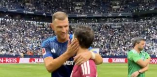 Bernardo prišao Džeki, Edin ga zagrlio, a svi pričaju o onome što mu je Bosanac rekao: “Konačno…” Bernardo prišao Džeki, Edin ga zagrlio, a svi pričaju o onome što mu je Bosanac rekao: "Konačno..." - featured image