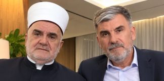 Poznati biznismen poklonio ef. Dudiću Mercedes od 80.000 eura: “Ne može privrednik imati bolje auto od mog muftije” Poznati biznismen poklonio ef. Dudiću Mercedes od 80.000 eura: “Ne može privrednik imati bolje auto od mog muftije” - featured image