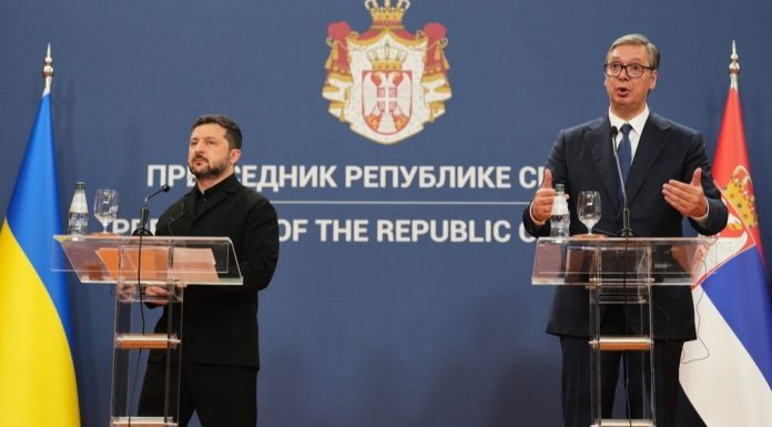 VUČIĆ OTKRIO ŠTA STIŽE U SEPTEMBRU: Srbija s Izraelom pokreće proizvodnju dronova! VUČIĆ OTKRIO ŠTA STIŽE U SEPTEMBRU: Srbija s Izraelom pokreće proizvodnju dronova! - featured image