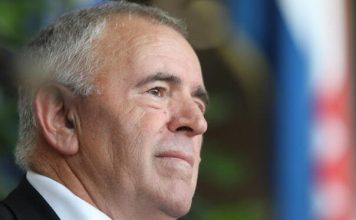 Hrvatski general koji je porazio Mladića: On nije nikakav vojnik, bio je “hrabar” samo protiv civila Hrvatski general koji je porazio Mladića: On nije nikakav vojnik, bio je “hrabar” samo protiv civila - featured image