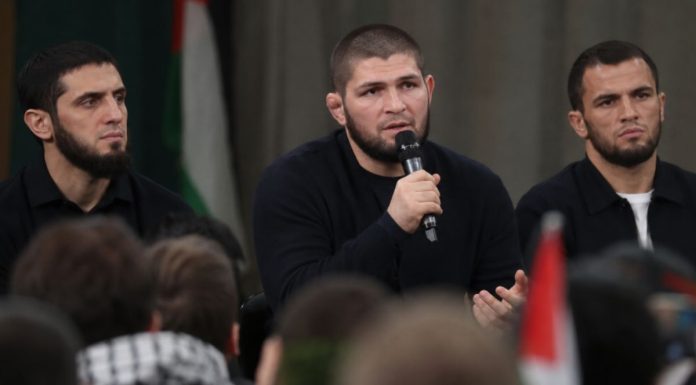 KHABIB OTKRIO CIJENU PODRŠKE PALESTINI: „Gubili smo ugovore i novac, ali šta je to naspram ljudskih života? KHABIB OTKRIO CIJENU PODRŠKE PALESTINI: „Gubili smo ugovore i novac, ali šta je to naspram ljudskih života? - featured image