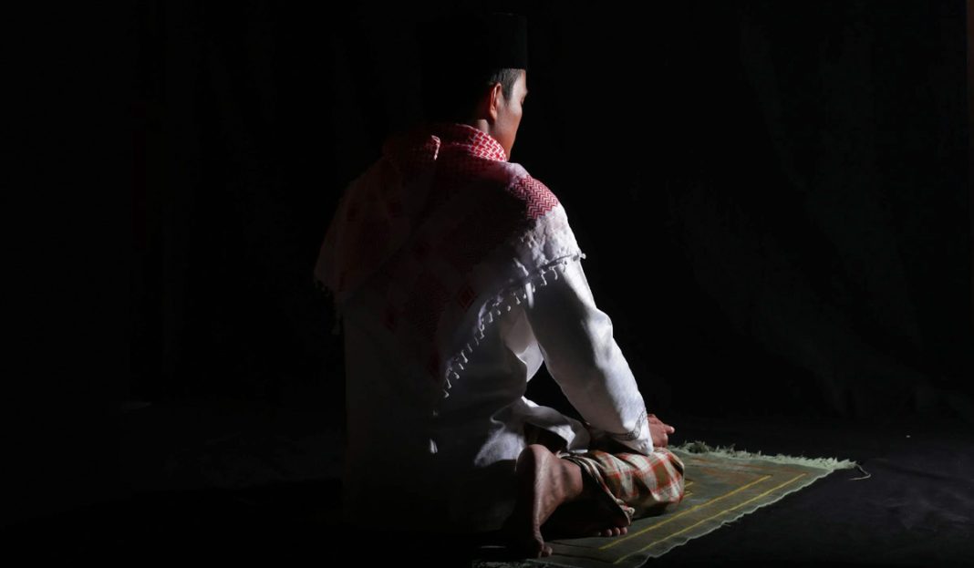 Savjeti koji će ti pomoći da ustaješ na noćni namaz - featured image Savjeti koji će ti pomoći da ustaješ na noćni namaz - featured image