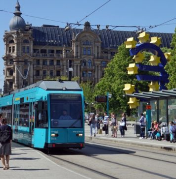 “Posao, kuća, rata za auto i Bosna”: Sarajlije upozoravaju na zamku života u Njemačkoj "Posao, kuća, rata za auto i Bosna": Sarajlije upozoravaju na zamku života u Njemačkoj - featured image