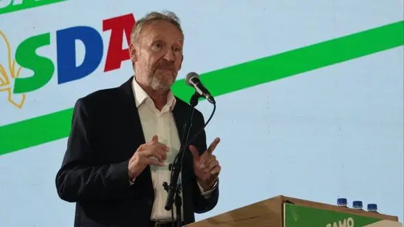 Izetbegović: „Da se vlast nije zadužila 4,5 milijarde KM, penzije ne bi bile isplaćene“ - featured image Izetbegović: „Da se vlast nije zadužila 4,5 milijarde KM, penzije ne bi bile isplaćene“ - featured image