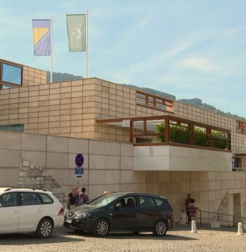 Ko će nakon Kavazovića voditi Islamsku zajednicu u BiH: Pred Saborom važan izbor Ko će nakon Kavazovića voditi Islamsku zajednicu u BiH: Pred Saborom važan izbor - featured image