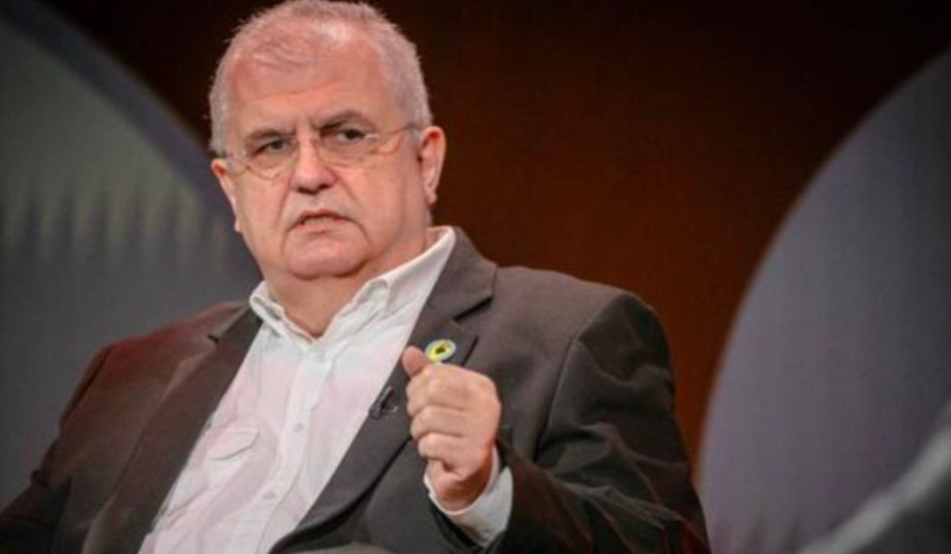 ČANAK O VELIČANJU MLADIĆA: „Nemojmo se iznenaditi ako ga SPC sutra proglasi svecem“ - featured image