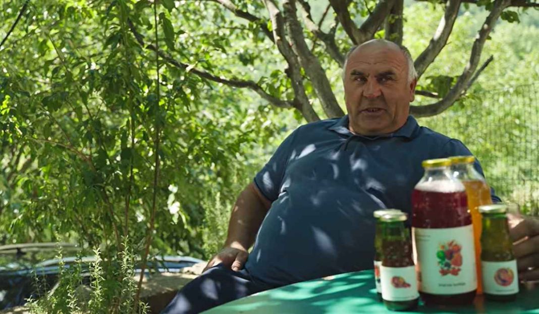 Hajrudin Omerović nije čekao penziju: Vratio se iz Švicarske i pokrenuo život na zemlji - featured image Hajrudin Omerović nije čekao penziju: Vratio se iz Švicarske i pokrenuo život na zemlji - featured image