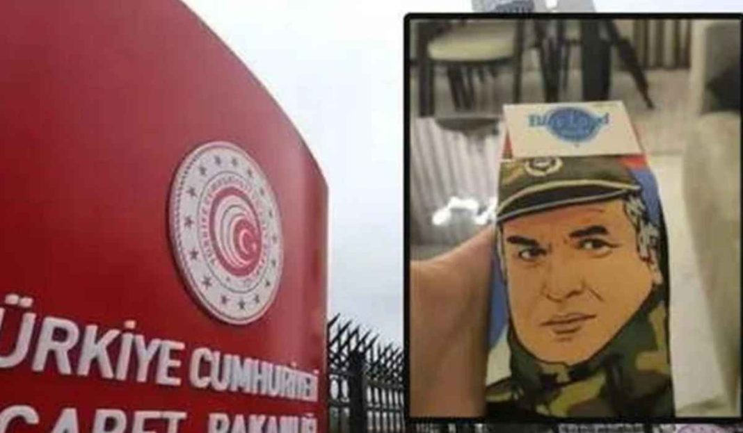 SKANDAL U TURSKOJ: Čarape s likom Ratka Mladića završile u Srbiji, pokrenuta istraga i podnesena krivična prijava - featured image