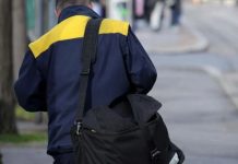 CIJELA BiH PRATI OVO: Novi potez poštara koji je pobjegao sa penzijama, ovo niko nije očekivao CIJELA BiH PRATI OVO: Novi potez poštara koji je pobjegao sa penzijama, ovo niko nije očekivao - featured image