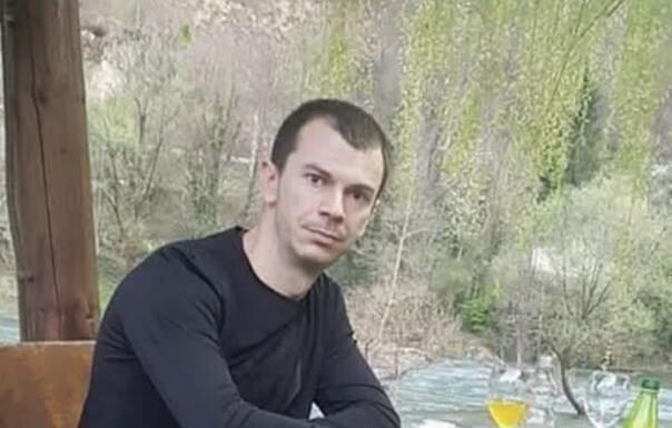 Ovo je muškarac koji je pokosio troje djece kod Cazina Ovo je muškarac koji je pokosio troje djece kod Cazina - featured image