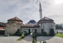 VELIKI UDAR NA MUSLIMANE U BANJOJ LUCI: Pogledajte šta je osvanulo na Gazanfer-begovoj džamiji! VELIKI UDAR NA MUSLIMANE U BANJOJ LUCI: Pogledajte šta je osvanulo na Gazanfer-begovoj džamiji! - featured image