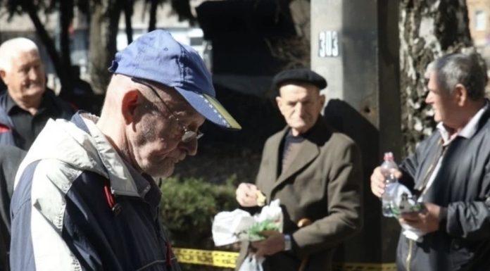 Novi penzioneri podijeljeni u šest kategorija: Koliko iznose najniže penzije po godinama staža Novi penzioneri podijeljeni u šest kategorija: Koliko iznose najniže penzije po godinama staža - featured image