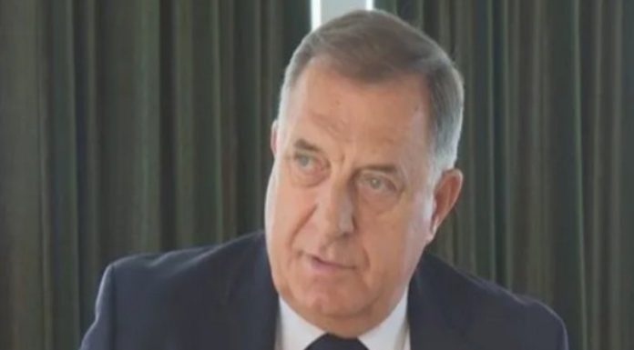 SKANDALOZAN ISTUP DODIKA U TEL AVIVU, UPOREDIO BOŠNJAKE S HAMASOM: “Ista je muslimanska ideologija u BiH i u Izraelu, žele zavladati onim što nije njihovo” SKANDALOZAN ISTUP DODIKA U TEL AVIVU, UPOREDIO BOŠNJAKE S HAMASOM: “Ista je muslimanska ideologija u BiH i u Izraelu, žele zavladati onim što nije njihovo” - featured image