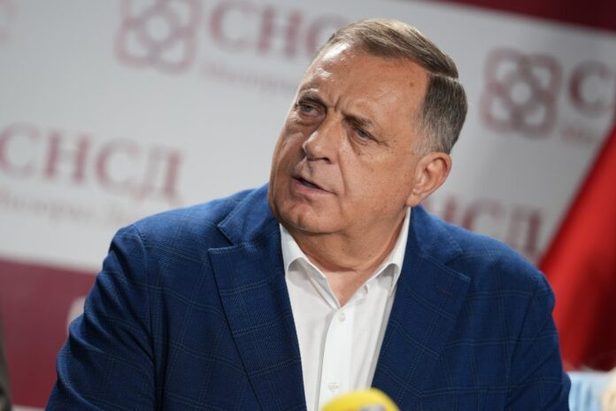 CIJELA BiH PRATI: Dodik prijeti, tvrdi da će uputiti udarac od kojeg se neće oporaviti i spomenuo Srebrenicu - featured image