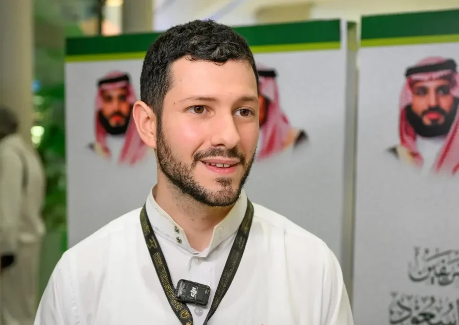 „Zvuk ezana promijenio mi je život“: Italijanski hadžija iz Mekke podijelio svoju priču o islamu - featured image